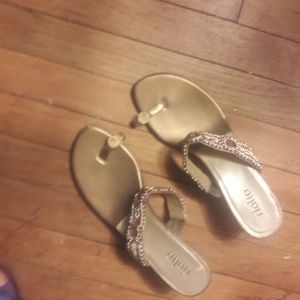 Women sandals
